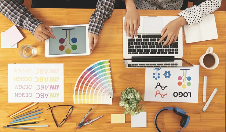 How to Develop a Distinctive and Unforgettable Brand Identity in 2023?